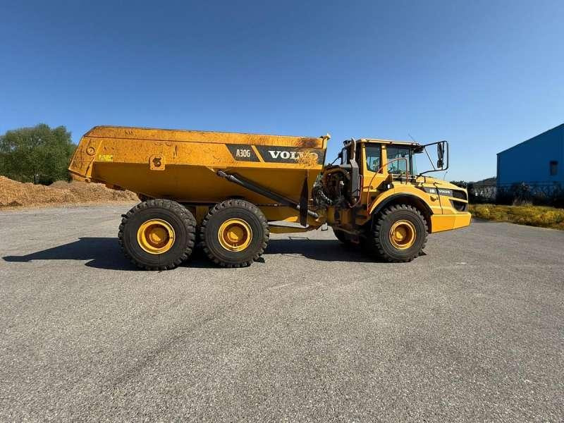 Volvo A30G - Artikulētias pašizgāzējs: foto 3 Volvo A30G - Artikulētias pašizgāzējs: foto 3
