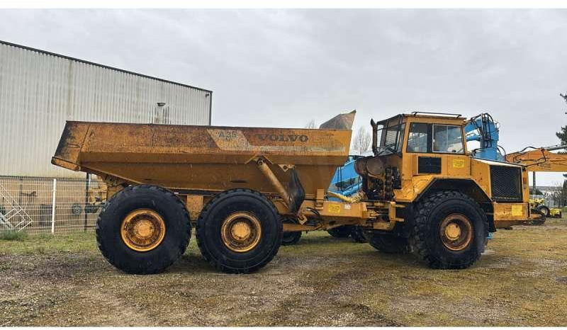 Volvo A35 6X6 - Artikulētias pašizgāzējs: foto 2 Volvo A35 6X6 - Artikulētias pašizgāzējs: foto 2