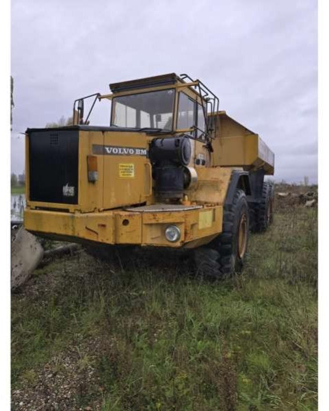 Volvo A35 6X6 - Artikulētias pašizgāzējs: foto 5 Volvo A35 6X6 - Artikulētias pašizgāzējs: foto 5