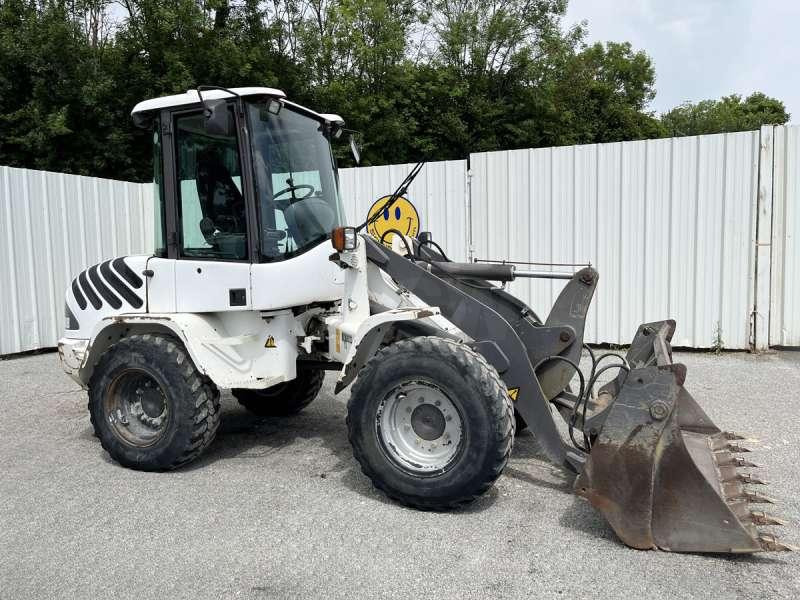 Volvo L30B-Z/X - Mini iekrāvējs: foto 1 Volvo L30B-Z/X - Mini iekrāvējs: foto 1
