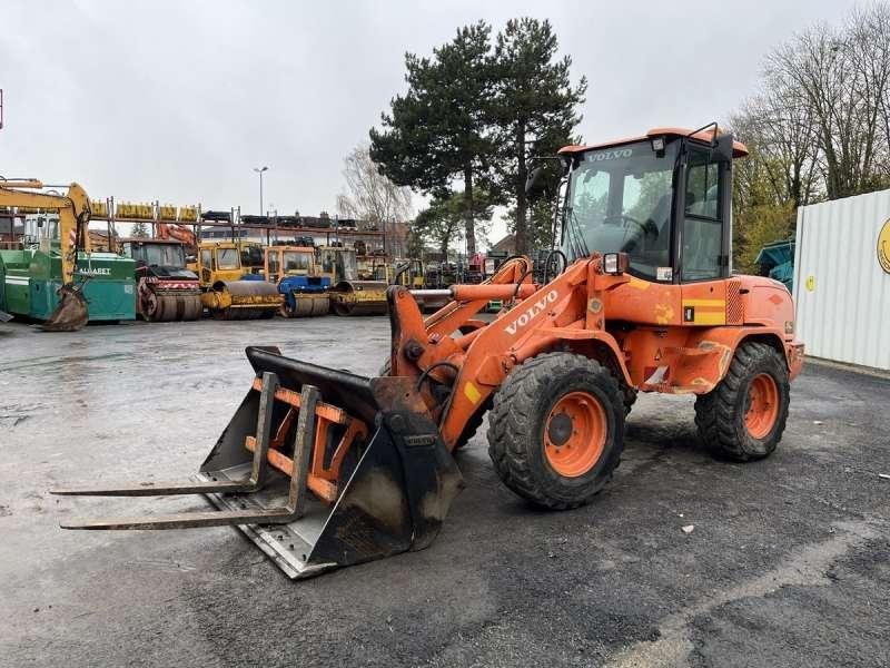 Volvo L30G - Riteņu iekrāvējs: foto 3 Volvo L30G - Riteņu iekrāvējs: foto 3