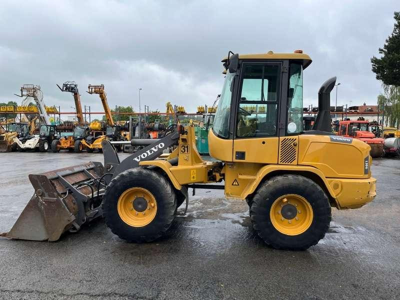 Volvo L30G - Riteņu iekrāvējs: foto 4 Volvo L30G - Riteņu iekrāvējs: foto 4