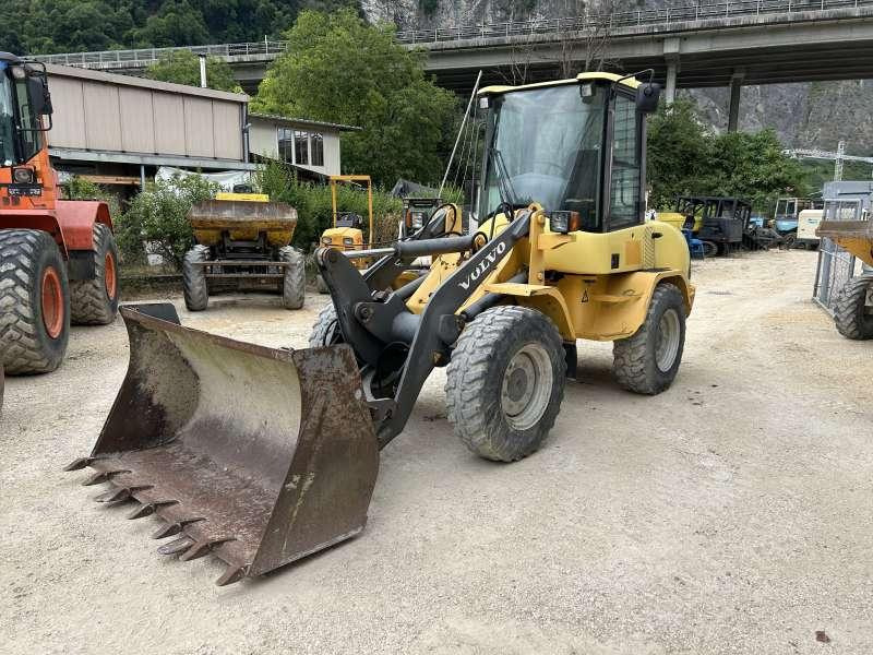 Volvo L30Z - Riteņu iekrāvējs: foto 1 Volvo L30Z - Riteņu iekrāvējs: foto 1