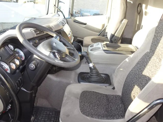 DAF CF 360 13000 LITER MANUAL GEARBOX EURO5 - Autocisterna: foto 4 DAF CF 360 13000 LITER MANUAL GEARBOX EURO5 - Autocisterna: foto 4