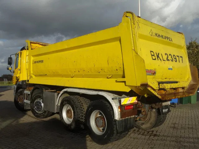 DAF CF 410 8X4 MANUAL GEARBOX HARDOX STEEL KIPPER 20 CUB EURO5 - Kravas automašīna pašizgāzējs: foto 5 DAF CF 410 8X4 MANUAL GEARBOX HARDOX STEEL KIPPER 20 CUB EURO5 - Kravas automašīna pašizgāzējs: foto 5