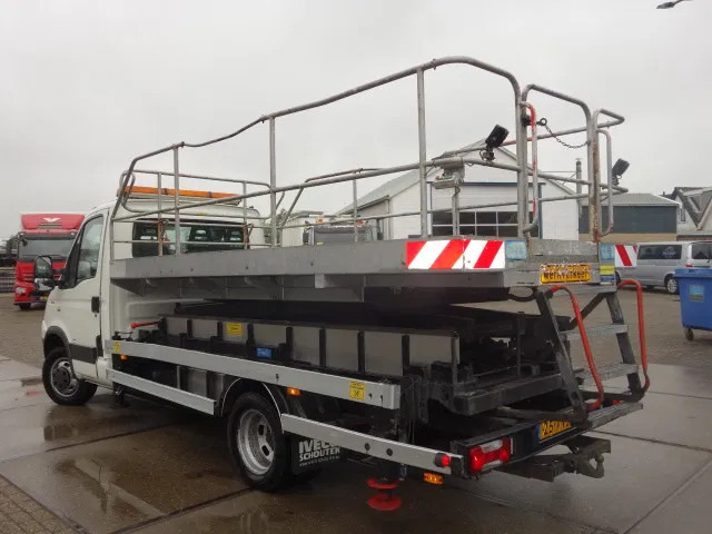 Iveco Daily 40C15 SKY WORKER PLATFORM - Komercauto: foto 4 Iveco Daily 40C15 SKY WORKER PLATFORM - Komercauto: foto 4