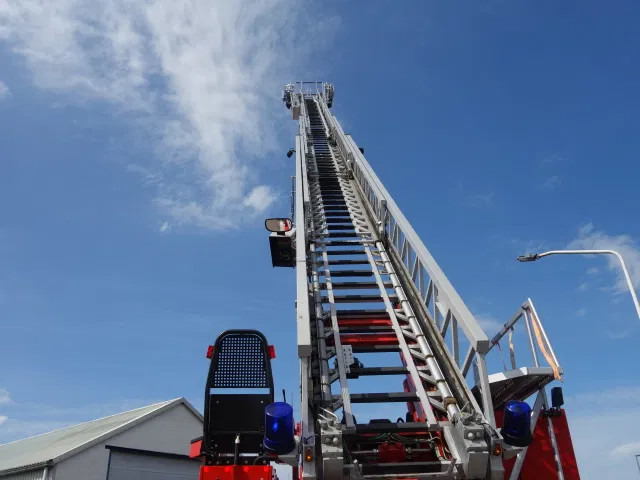 DAF LF 250 METZ 30 meter - Kravas automašīna: foto 5 DAF LF 250 METZ 30 meter - Kravas automašīna: foto 5