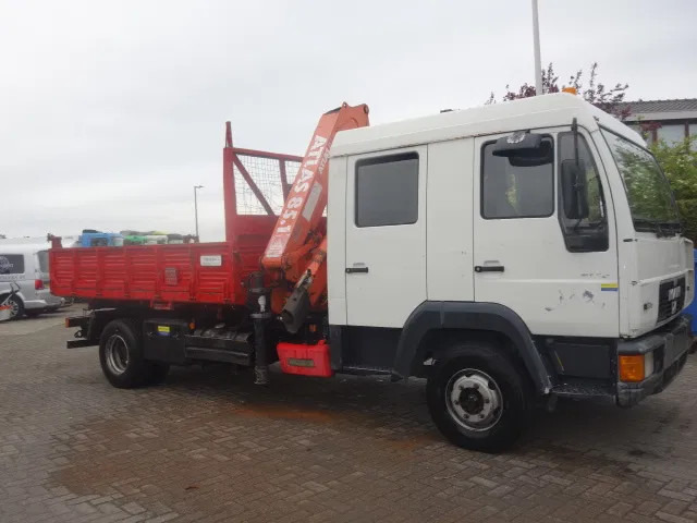 MAN 12.224 DC,8,5 TON ATLAS KRAAN,KIPPER,MANUAL POMP - Kravas automašīna pašizgāzējs, Kravas auto ar manipulatoru: foto 3 MAN 12.224 DC,8,5 TON ATLAS KRAAN,KIPPER,MANUAL POMP - Kravas automašīna pašizgāzējs, Kravas auto ar manipulatoru: foto 3