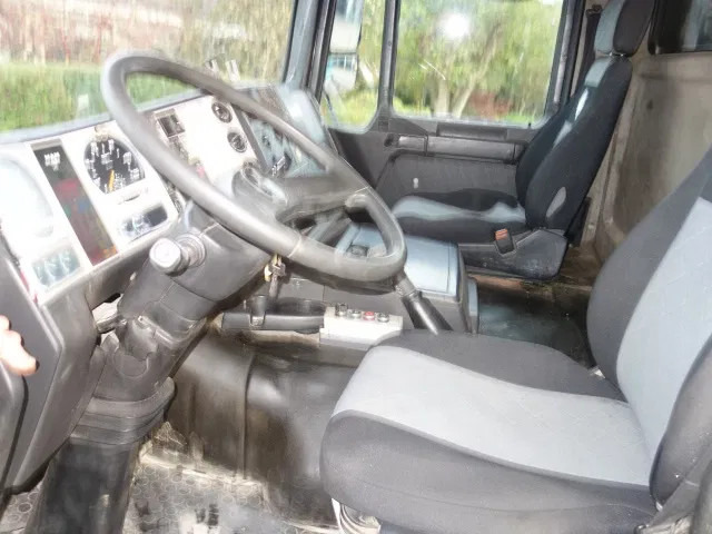 MAN 32-364 CHASSIS 8X4 STEELSPRINGS - Šasija kravas automašīna: foto 5 MAN 32-364 CHASSIS 8X4 STEELSPRINGS - Šasija kravas automašīna: foto 5