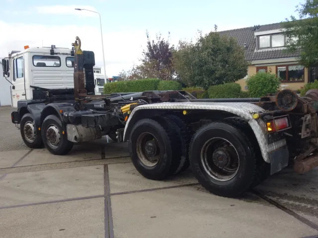 MAN 35-364 chassis cabine manual diesel pomp 6 cil 8x4 - Šasija kravas automašīna: foto 2 MAN 35-364 chassis cabine manual diesel pomp 6 cil 8x4 - Šasija kravas automašīna: foto 2