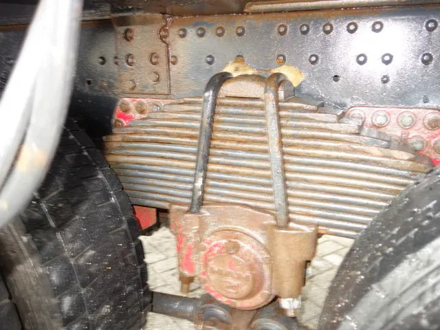 MAN FE 410 8x4 kipper,manual feulpomp,steel kipper - Kravas automašīna pašizgāzējs: foto 4 MAN FE 410 8x4 kipper,manual feulpomp,steel kipper - Kravas automašīna pašizgāzējs: foto 4