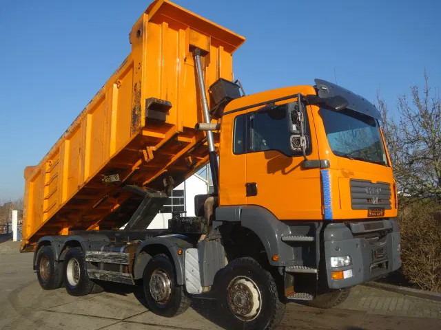 MAN TGA 41.440 8X6 MEILLER 22 CUB MANUAL GEARBOX - Kravas automašīna pašizgāzējs: foto 2 MAN TGA 41.440 8X6 MEILLER 22 CUB MANUAL GEARBOX - Kravas automašīna pašizgāzējs: foto 2