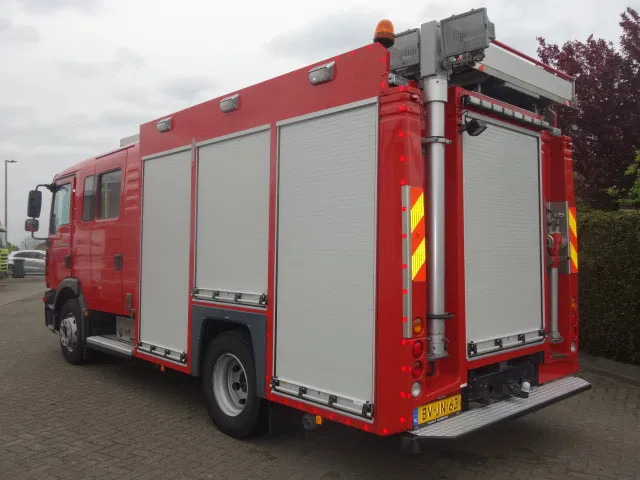 MAN TGM 15.290 15-280 BOMBEROS FIRE TRUCK, 3000 LITER PER MIN - Ugunsdzēsēju mašīna: foto 3 MAN TGM 15.290 15-280 BOMBEROS FIRE TRUCK, 3000 LITER PER MIN - Ugunsdzēsēju mašīna: foto 3