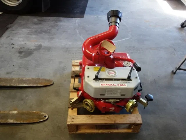 Mercedes-Benz 1325 MOBIL WATER CANON - Ugunsdzēsēju mašīna: foto 1 Mercedes-Benz 1325 MOBIL WATER CANON - Ugunsdzēsēju mašīna: foto 1