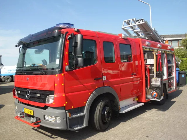 Mercedes-Benz Atego 1326 FIRE TRUCK - Ugunsdzēsēju mašīna: foto 3 Mercedes-Benz Atego 1326 FIRE TRUCK - Ugunsdzēsēju mašīna: foto 3