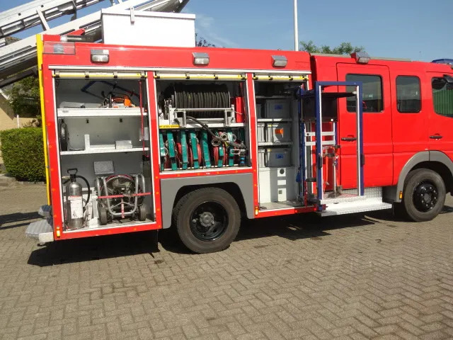 Mercedes-Benz Atego 1326 FIRE TRUCK - Ugunsdzēsēju mašīna: foto 2 Mercedes-Benz Atego 1326 FIRE TRUCK - Ugunsdzēsēju mašīna: foto 2