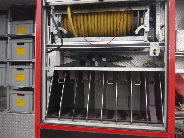 Ugunsdzēsēju mašīna Mercedes-Benz Atego 1426 ZIEGLER 2000 LITER EURO 5: foto 13