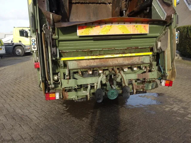 Scania P250 GEESINK GPM III CONTAINER SYSTEEM ,WELVAARD WEEGSYSTEEM EURO 6 - Atkritumu vedējs: foto 4 Scania P250 GEESINK GPM III CONTAINER SYSTEEM ,WELVAARD WEEGSYSTEEM EURO 6 - Atkritumu vedējs: foto 4