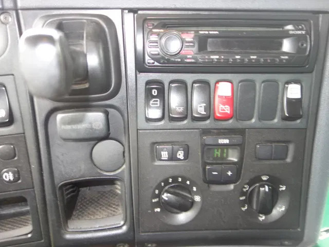 Autocisterna Scania R380 6X2 19200 LITER TANK,MANUAL GEARBOX: foto 12