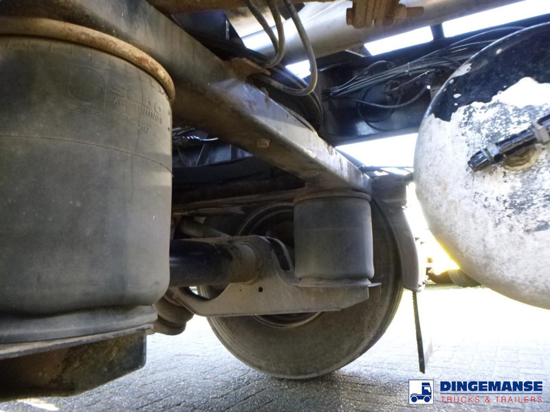 Puspiekabe cisterna Burg Food tank inox 30.3 m3 / 3 comp: foto 7 Puspiekabe cisterna Burg Food tank inox 30.3 m3 / 3 comp: foto 7