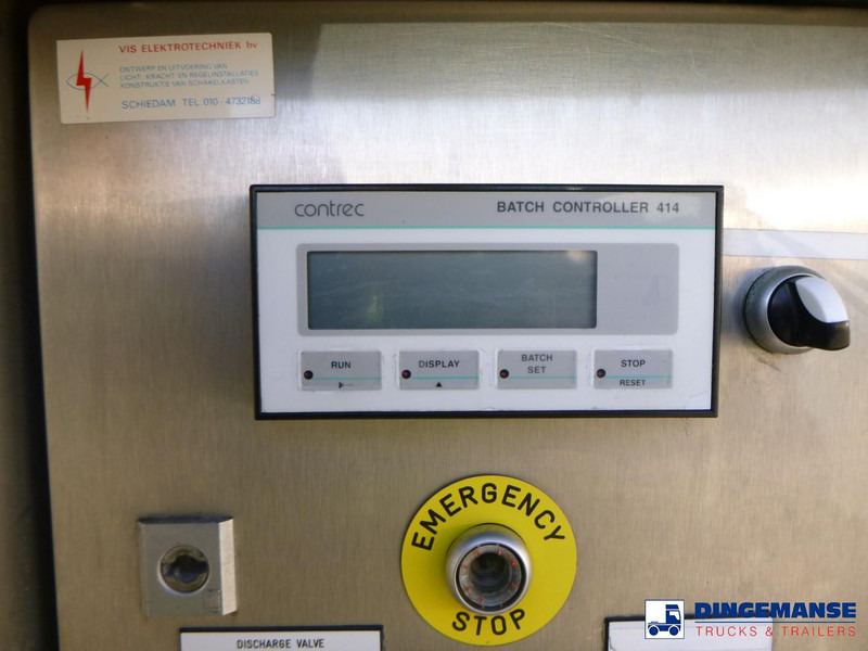 Puspiekabe cisterna Burg Food tank inox 30.3 m3 / 3 comp: foto 13 Puspiekabe cisterna Burg Food tank inox 30.3 m3 / 3 comp: foto 13