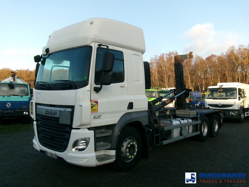 DAF CF 460 6x2 Euro 6 Hyva container hook 20 t - Pacēlājs ar āķi: foto 1 DAF CF 460 6x2 Euro 6 Hyva container hook 20 t - Pacēlājs ar āķi: foto 1