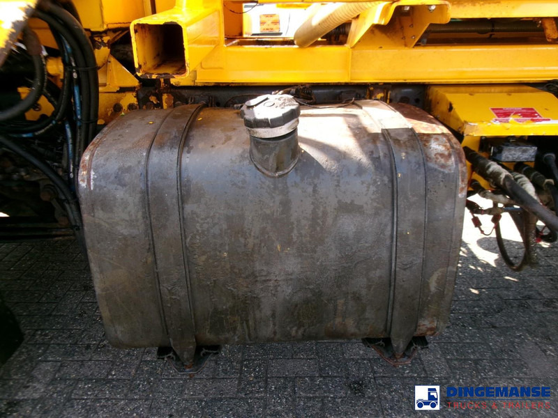 DAF CF 75.360 6X4 RHD gritter / salt spreader - Sniega novākšanas tehnika: foto 5 DAF CF 75.360 6X4 RHD gritter / salt spreader - Sniega novākšanas tehnika: foto 5