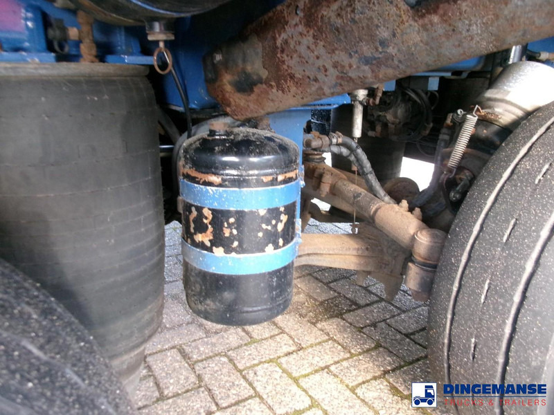 Puspiekabe zema profila platforma Goldhofer 3-axle lowbed trailer STZ-V 3-33/80A 56 t / ext. 13.6 m: foto 11 Puspiekabe zema profila platforma Goldhofer 3-axle lowbed trailer STZ-V 3-33/80A 56 t / ext. 13.6 m: foto 11