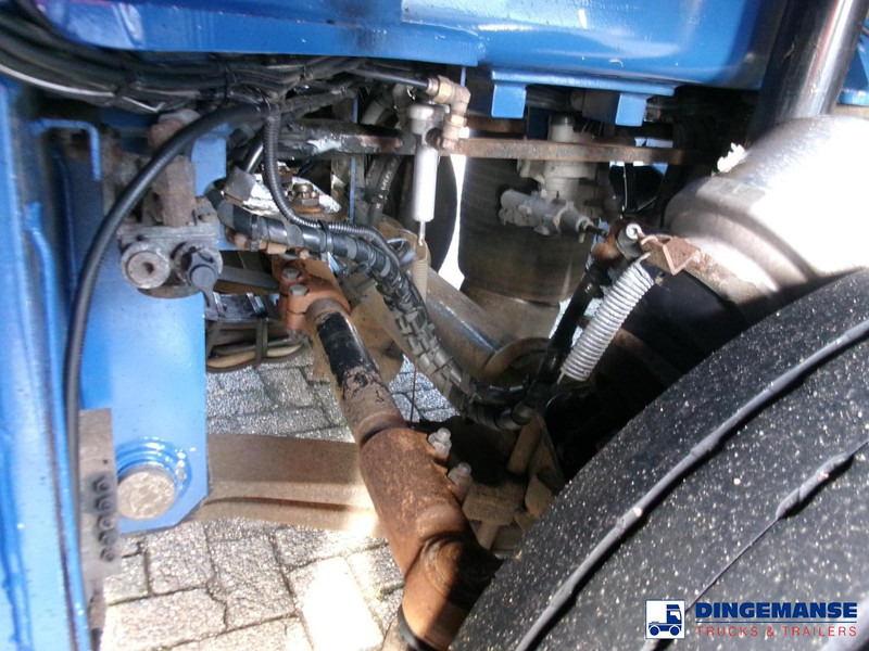 Puspiekabe zema profila platforma Goldhofer 3-axle lowbed trailer STZ-V 3-33/80A 56 t / ext. 13.6 m: foto 12 Puspiekabe zema profila platforma Goldhofer 3-axle lowbed trailer STZ-V 3-33/80A 56 t / ext. 13.6 m: foto 12