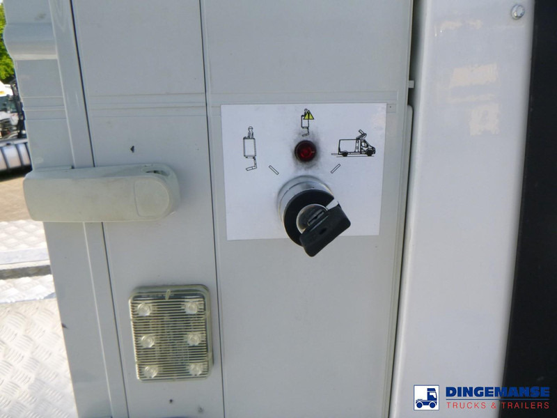 Autopacēlājs Iveco Daily 35-140 4x2 Euro 6 Klubb K26 manlift: foto 19