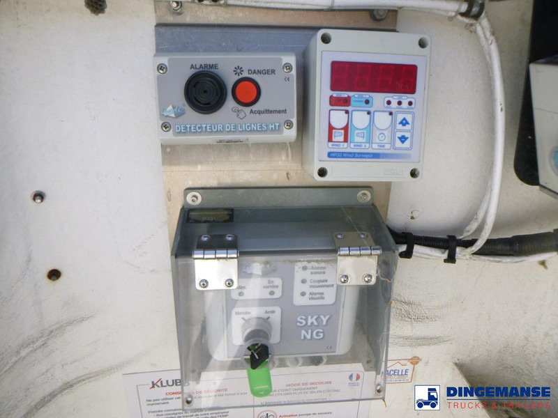 Autopacēlājs Iveco Daily 35-140 4x2 Euro 6 Klubb K26 manlift: foto 17