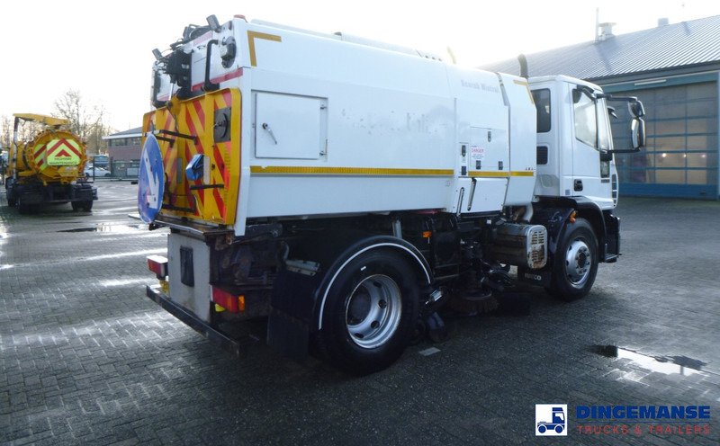 Iveco Eurocargo ML150E22 4x2 Scarab Mistral 6.2 m3 sweeper - Ielu tīrīšanas mašīna: foto 4 Iveco Eurocargo ML150E22 4x2 Scarab Mistral 6.2 m3 sweeper - Ielu tīrīšanas mašīna: foto 4