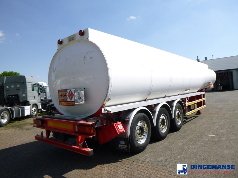 Lakeland Fuel tank alu 42.8 m3 / 6 comp - Puspiekabe cisterna: foto 4 Lakeland Fuel tank alu 42.8 m3 / 6 comp - Puspiekabe cisterna: foto 4
