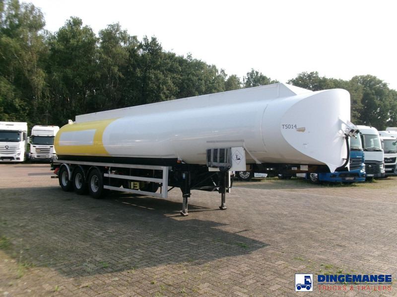 Lakeland Fuel tank alu 43 m3 / 6 comp - Puspiekabe cisterna: foto 2 Lakeland Fuel tank alu 43 m3 / 6 comp - Puspiekabe cisterna: foto 2