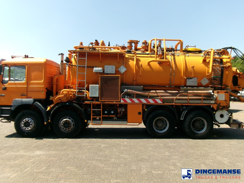 MAN 41.463 8x4 Euro 2 vacuum tank ADR 15 m3 / 2 comp - Asenizācijas mašīna: foto 5 MAN 41.463 8x4 Euro 2 vacuum tank ADR 15 m3 / 2 comp - Asenizācijas mašīna: foto 5