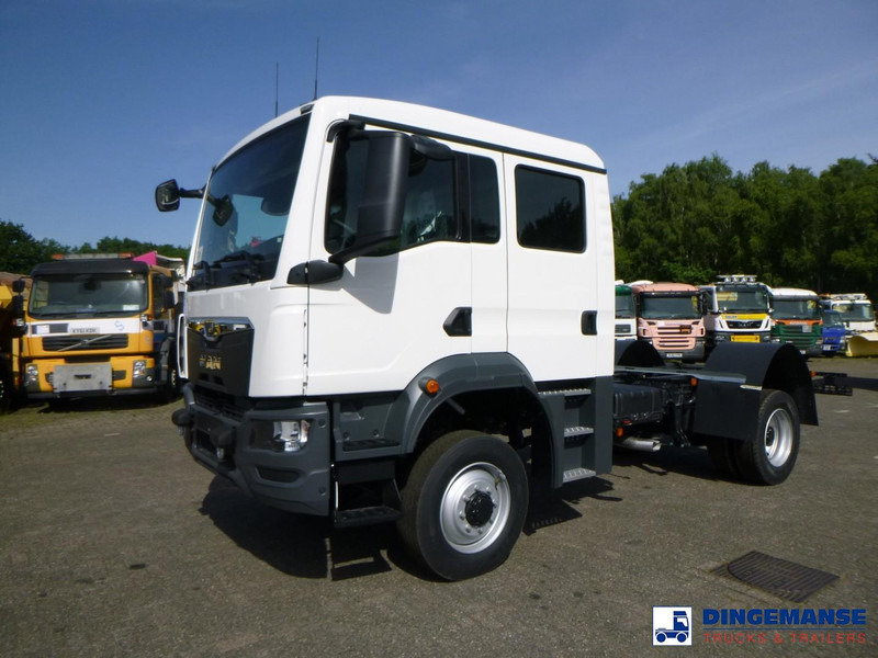 MAN TGM 13.320 4X4 BL chassis / new/unused - Šasija kravas automašīna: foto 1 MAN TGM 13.320 4X4 BL chassis / new/unused - Šasija kravas automašīna: foto 1