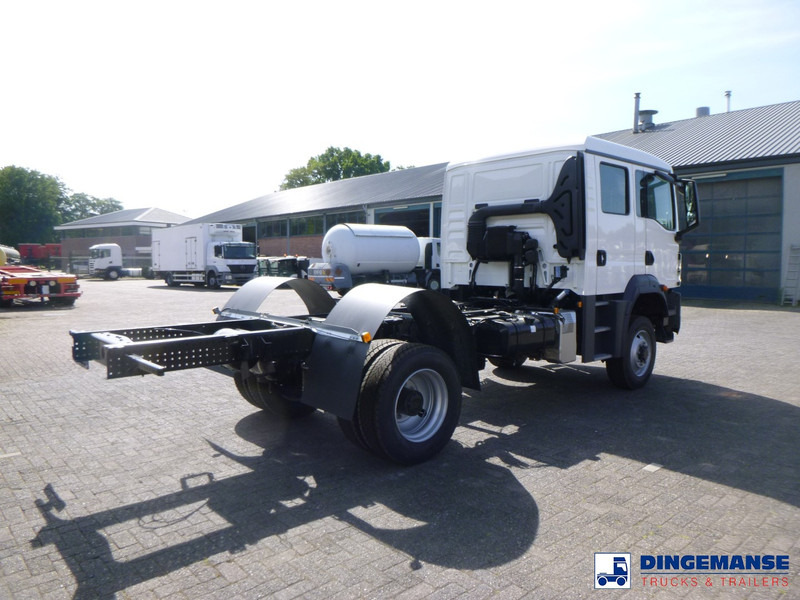 MAN TGM 13.320 4X4 BL chassis / new/unused - Šasija kravas automašīna: foto 4 MAN TGM 13.320 4X4 BL chassis / new/unused - Šasija kravas automašīna: foto 4