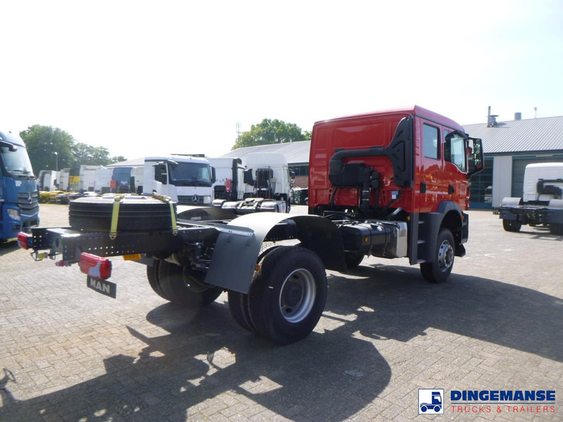 MAN TGM 18.320 4x4 BB chassis / new/unused - Šasija kravas automašīna: foto 4 MAN TGM 18.320 4x4 BB chassis / new/unused - Šasija kravas automašīna: foto 4