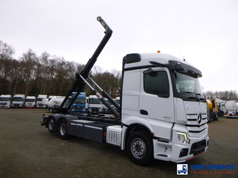 Mercedes-Benz Actros 2843 6x2 Hyva container hook 20t - Pacēlājs ar āķi: foto 2 Mercedes-Benz Actros 2843 6x2 Hyva container hook 20t - Pacēlājs ar āķi: foto 2