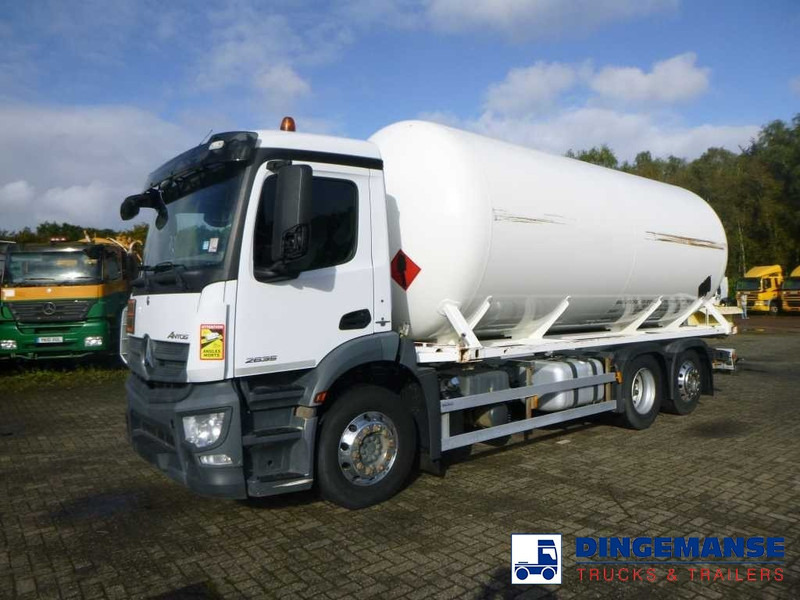 Mercedes-Benz Antos 2635 6x2 gas tank 28 m3 - Autocisterna: foto 1 Mercedes-Benz Antos 2635 6x2 gas tank 28 m3 - Autocisterna: foto 1