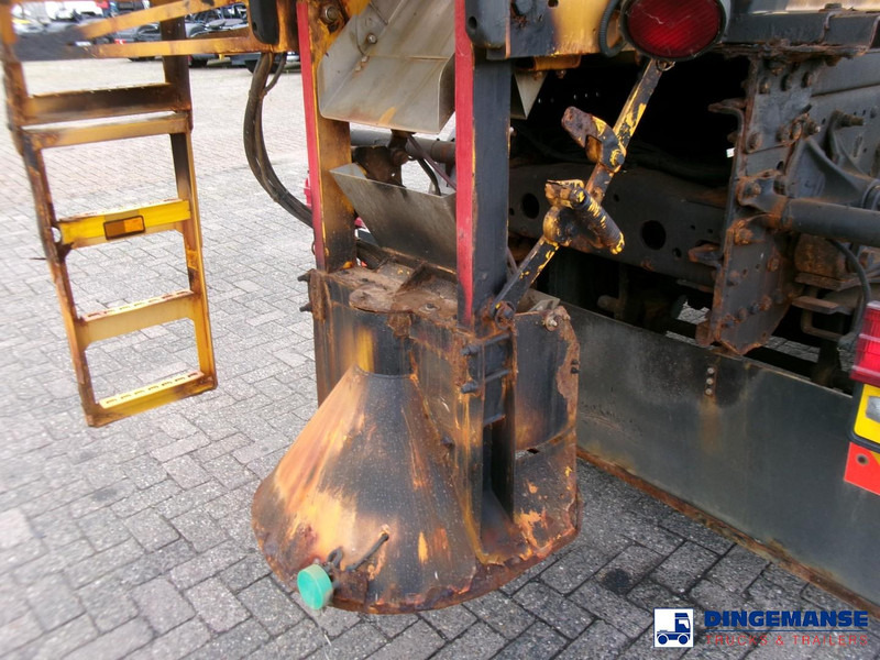 Mercedes-Benz Axor 1824 4x4 RHD salt spreader / gritter - Sniega novākšanas tehnika: foto 5 Mercedes-Benz Axor 1824 4x4 RHD salt spreader / gritter - Sniega novākšanas tehnika: foto 5