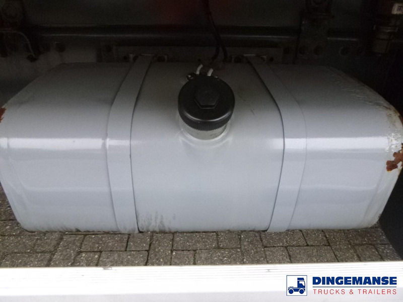 Kravas automašīna refrižerators Renault D18 Wide 4x2 RHD Thermoking T800 R frigo: foto 10 Kravas automašīna refrižerators Renault D18 Wide 4x2 RHD Thermoking T800 R frigo: foto 10