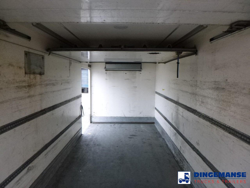 Kravas automašīna refrižerators Renault D18 Wide 4x2 RHD Thermoking T800 R frigo: foto 17 Kravas automašīna refrižerators Renault D18 Wide 4x2 RHD Thermoking T800 R frigo: foto 17