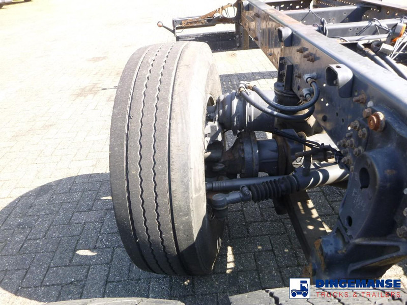 Renault Premium Lander 370 6x2 chassis + ADR - Šasija kravas automašīna: foto 5 Renault Premium Lander 370 6x2 chassis + ADR - Šasija kravas automašīna: foto 5