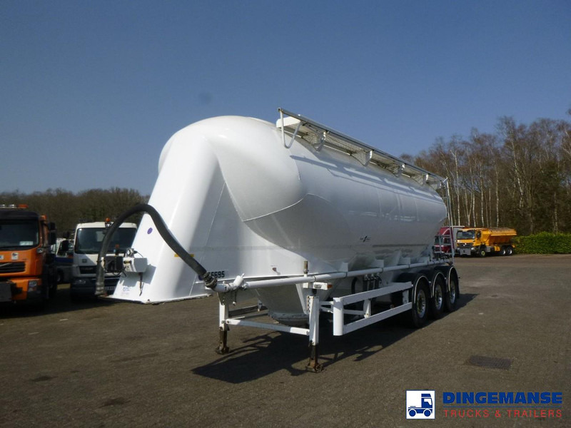 SPITZER Powder tank alu 37 m3 - Puspiekabe cisterna: foto 1 SPITZER Powder tank alu 37 m3 - Puspiekabe cisterna: foto 1