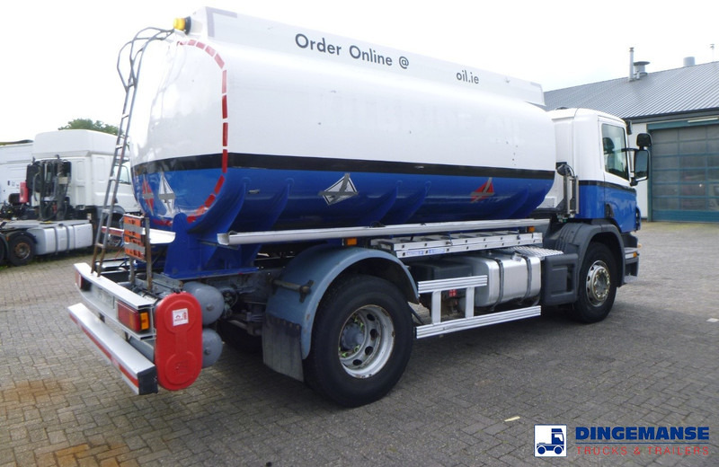 Scania P 230 DB 4x2 RHD fuel tank 12.4 m3 / 4 comp - Autocisterna: foto 4 Scania P 230 DB 4x2 RHD fuel tank 12.4 m3 / 4 comp - Autocisterna: foto 4
