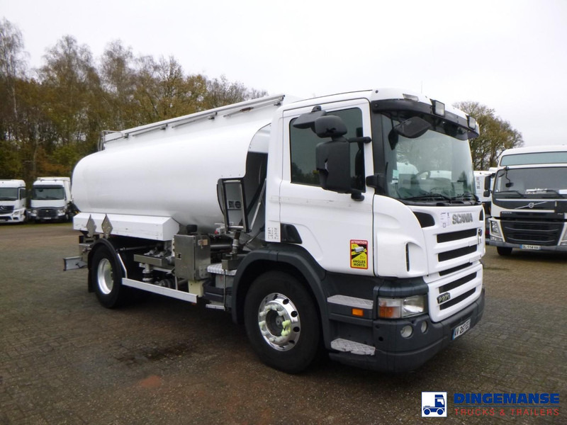 Scania P 270 DB 4x2 fuel tank 14 m3 / 3 comp - Autocisterna: foto 2 Scania P 270 DB 4x2 fuel tank 14 m3 / 3 comp - Autocisterna: foto 2