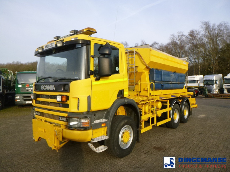 Scania P114-340 CB 6X6 RHD gritter / snow plough - Sniega novākšanas tehnika: foto 1 Scania P114-340 CB 6X6 RHD gritter / snow plough - Sniega novākšanas tehnika: foto 1