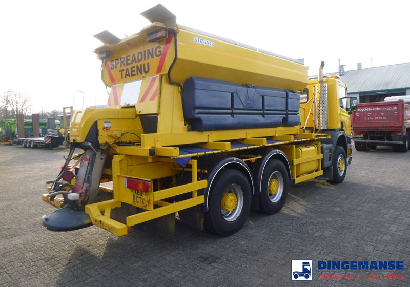 Scania P114-340 CB 6X6 RHD gritter / snow plough - Sniega novākšanas tehnika: foto 4 Scania P114-340 CB 6X6 RHD gritter / snow plough - Sniega novākšanas tehnika: foto 4