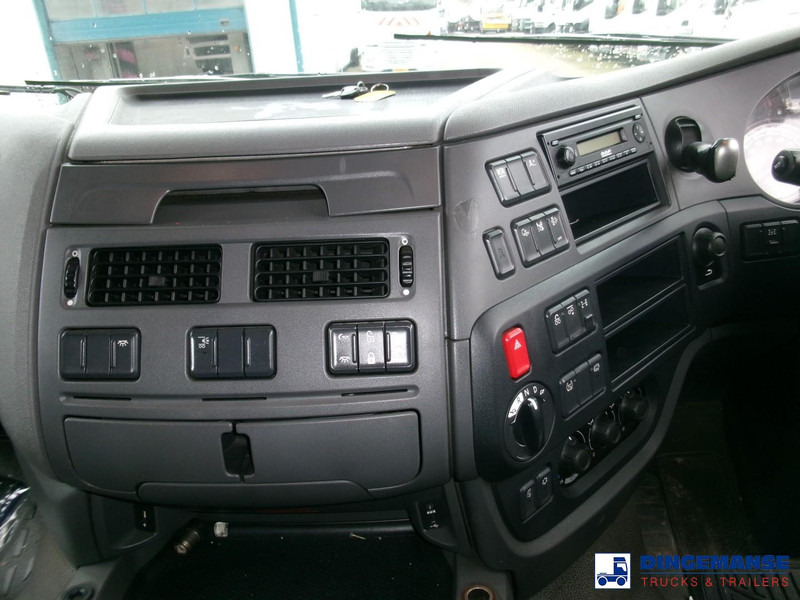 Vilcējs DAF XF 106 6x2 RHD Euro 6 + Hydraulics: foto 11 Vilcējs DAF XF 106 6x2 RHD Euro 6 + Hydraulics: foto 11